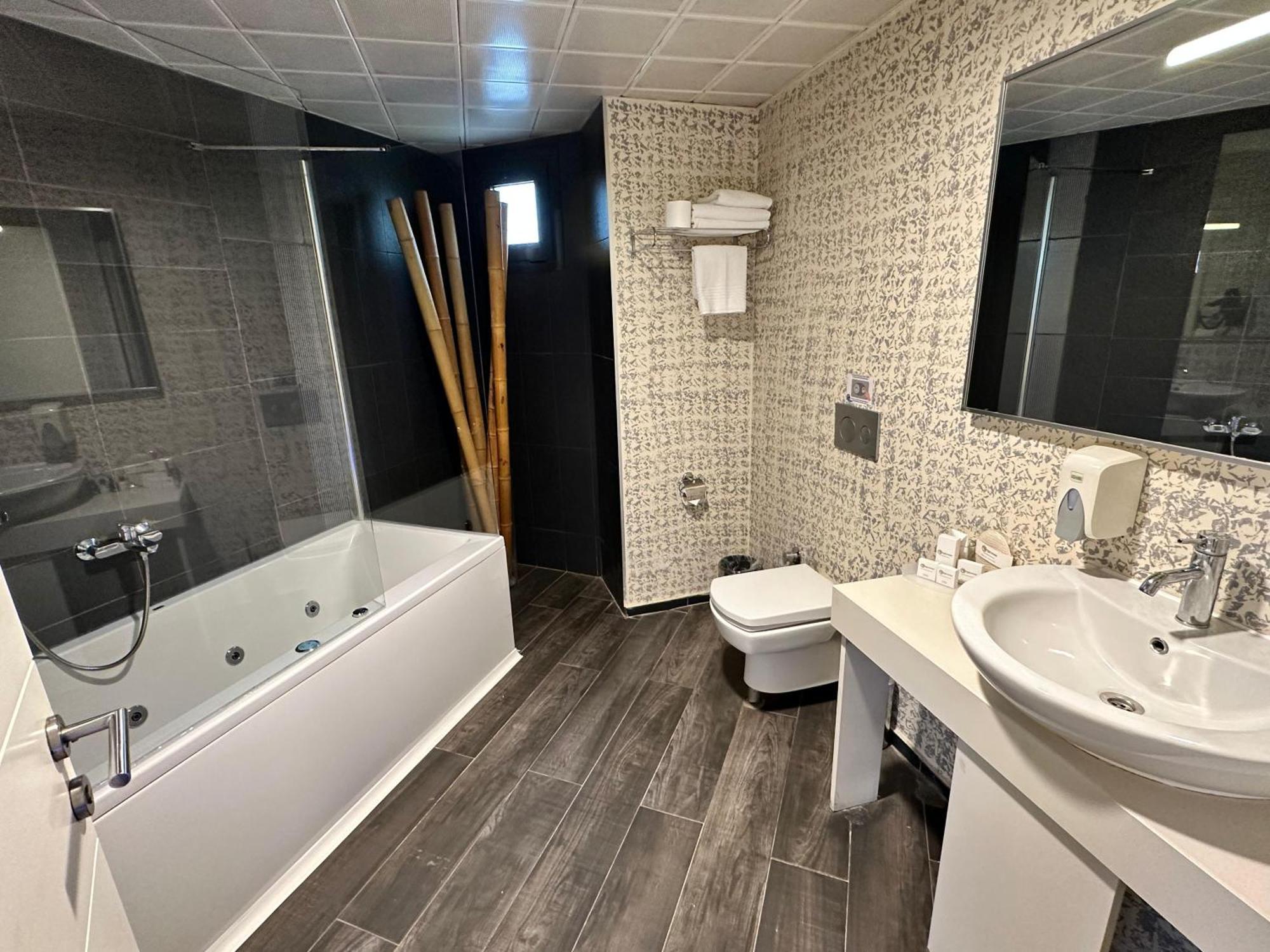 Tempo Hotel Caglayan Стамбул Экстерьер фото