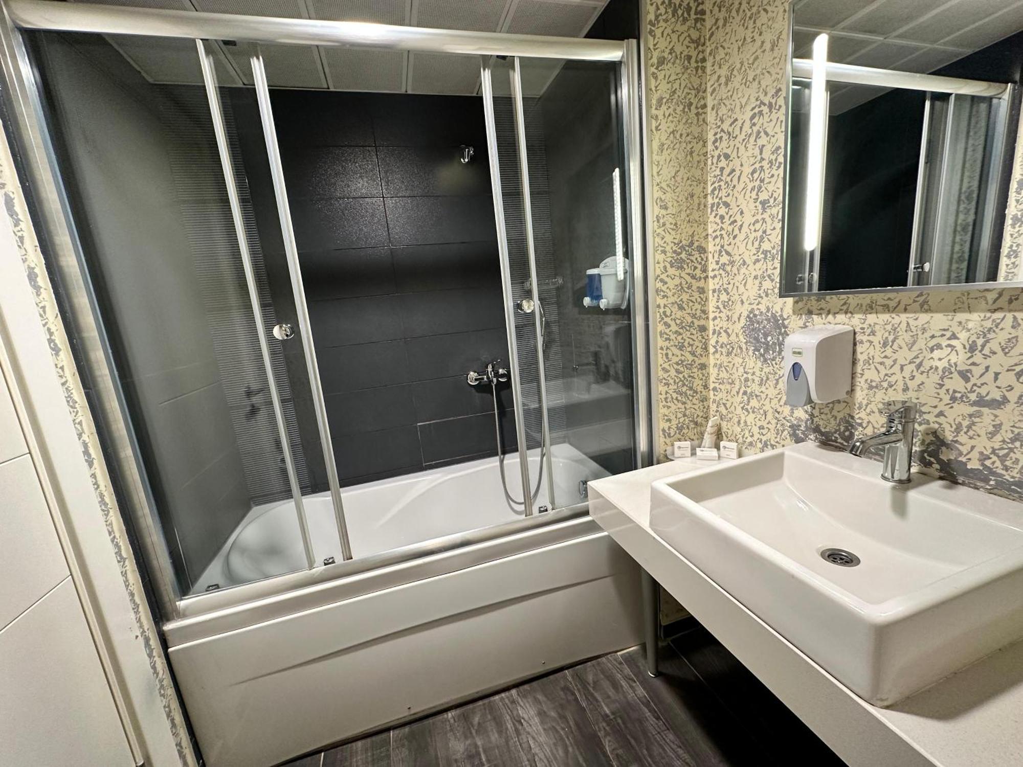 Tempo Hotel Caglayan Стамбул Экстерьер фото
